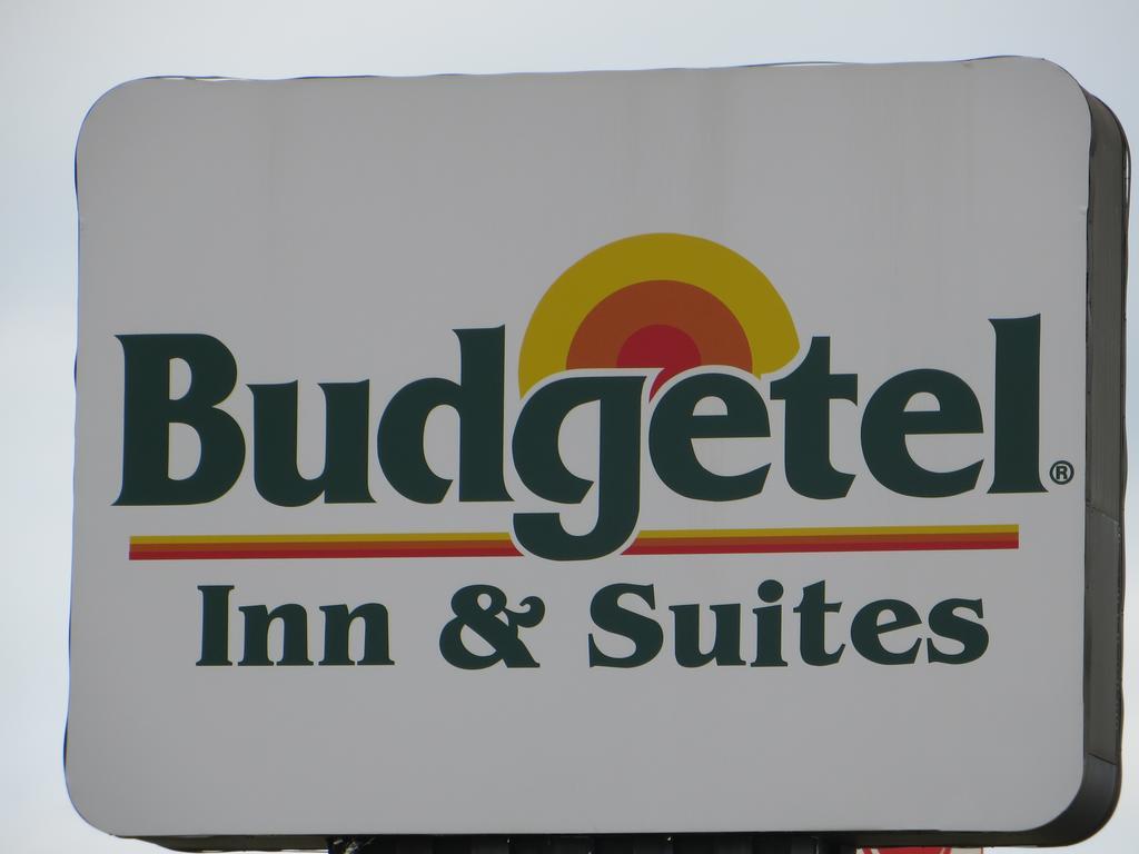 Budgetel Inn & Suites Macon Exterior photo